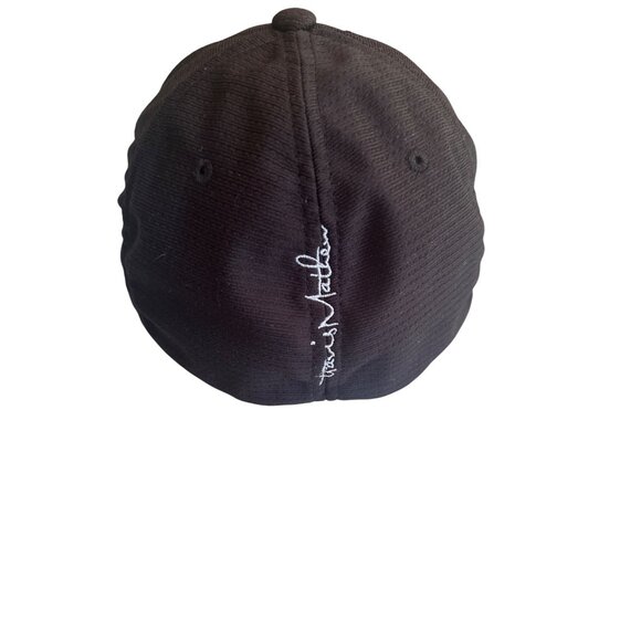 Travis Matthews Flexfit Black Embroidered Cap S-M 100% Polyester Golf - Picture 3 of 5